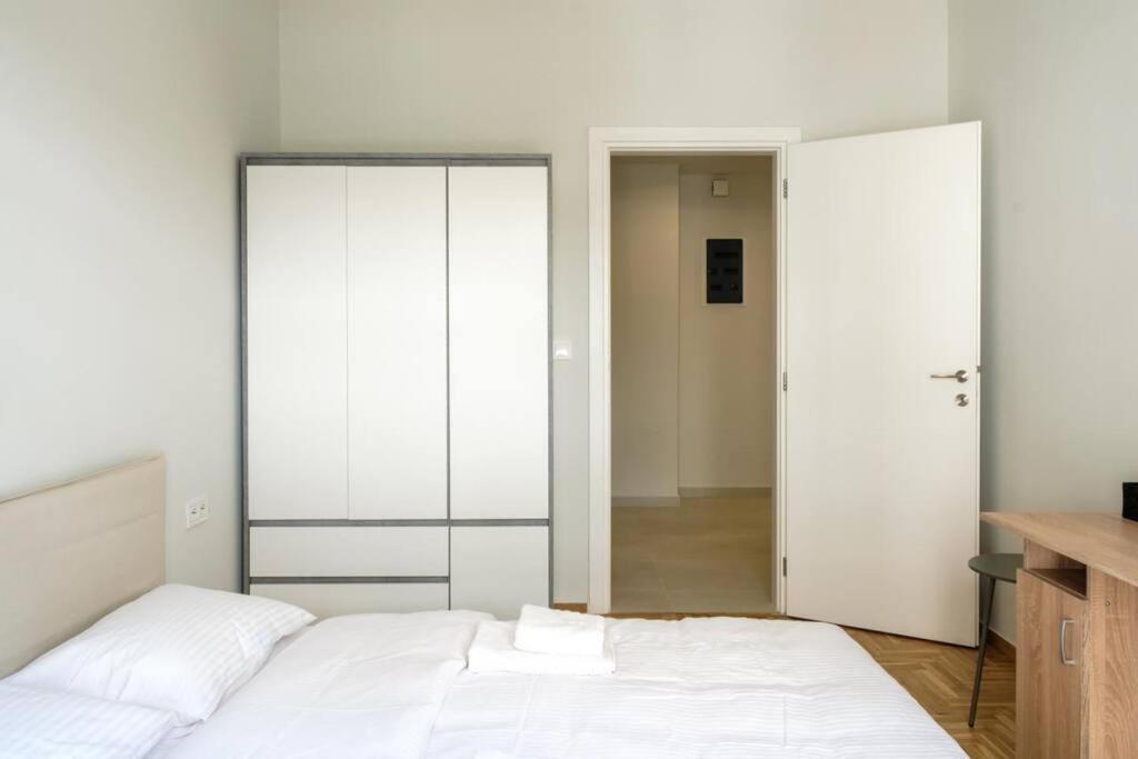 דירות אתונה Modern Pangrati Flat! מראה חיצוני תמונה